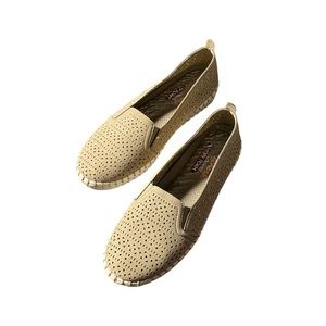 Sketchers Lightweight Women’s Slip On Shoes